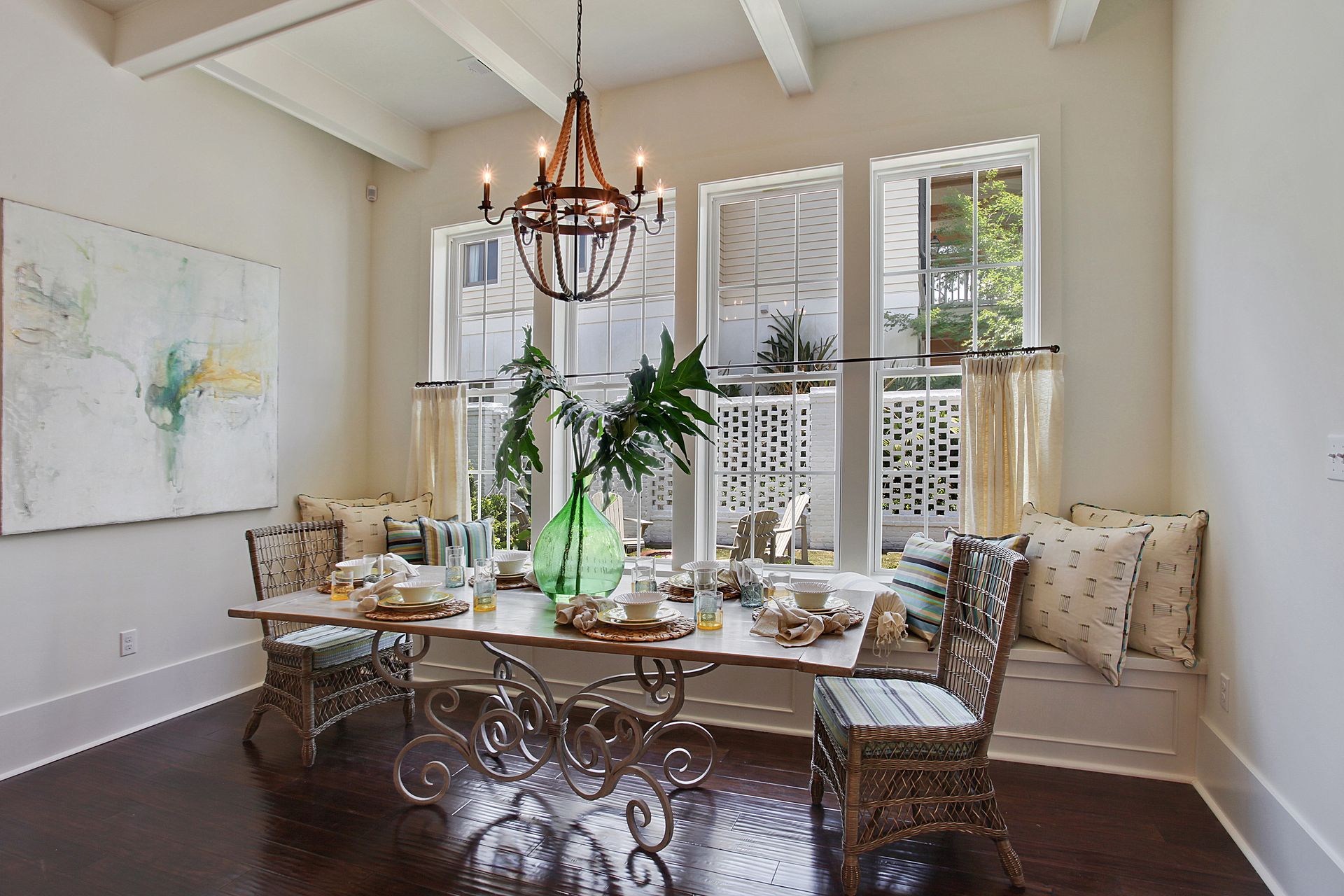 Dining Areas - Highland Homes